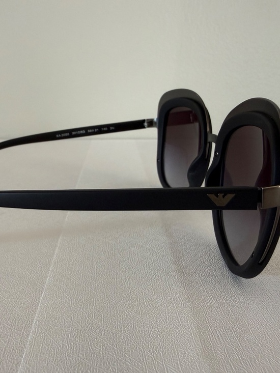 Armani Black Women\'s Sunglasses main image 10